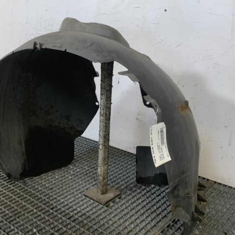 Pare boue avant droit FORD FOCUS 2 Photo n°3