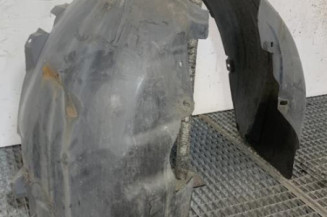 Pare boue avant droit FORD FOCUS 2