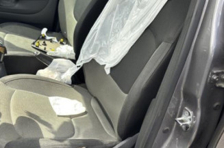 Pare boue arriere droit RENAULT CAPTUR 1