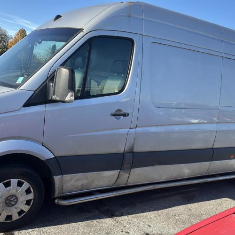 Pare boue avant droit VOLKSWAGEN CRAFTER 1 Photo n°14