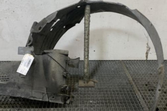 Pare boue avant droit RENAULT VEL SATIS Photo n°1