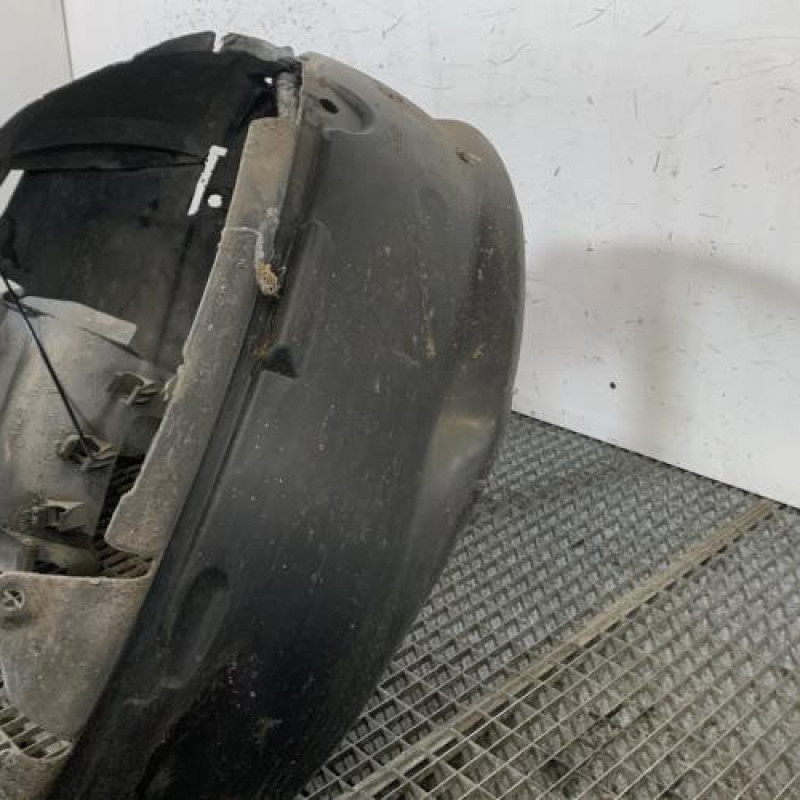 Pare boue avant droit RENAULT VEL SATIS Photo n°3