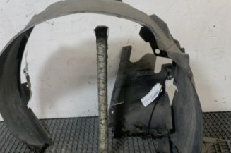 Pare boue avant droit RENAULT VEL SATIS