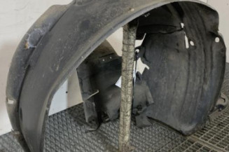 Pare boue avant droit RENAULT VEL SATIS