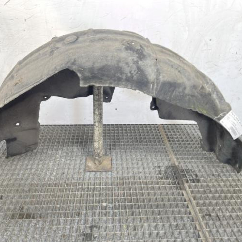 Pare boue arriere gauche FORD PUMA 2 Photo n°1