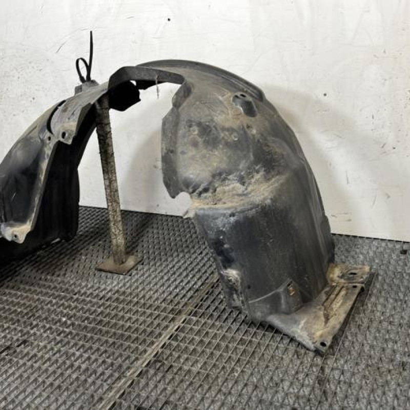 Pare boue avant droit BMW SERIE 3 E90 Photo n°2