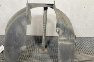 Pare boue avant gauche PEUGEOT 1007 Photo n°1