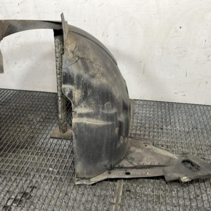 Pare boue avant gauche PEUGEOT 1007 Photo n°3