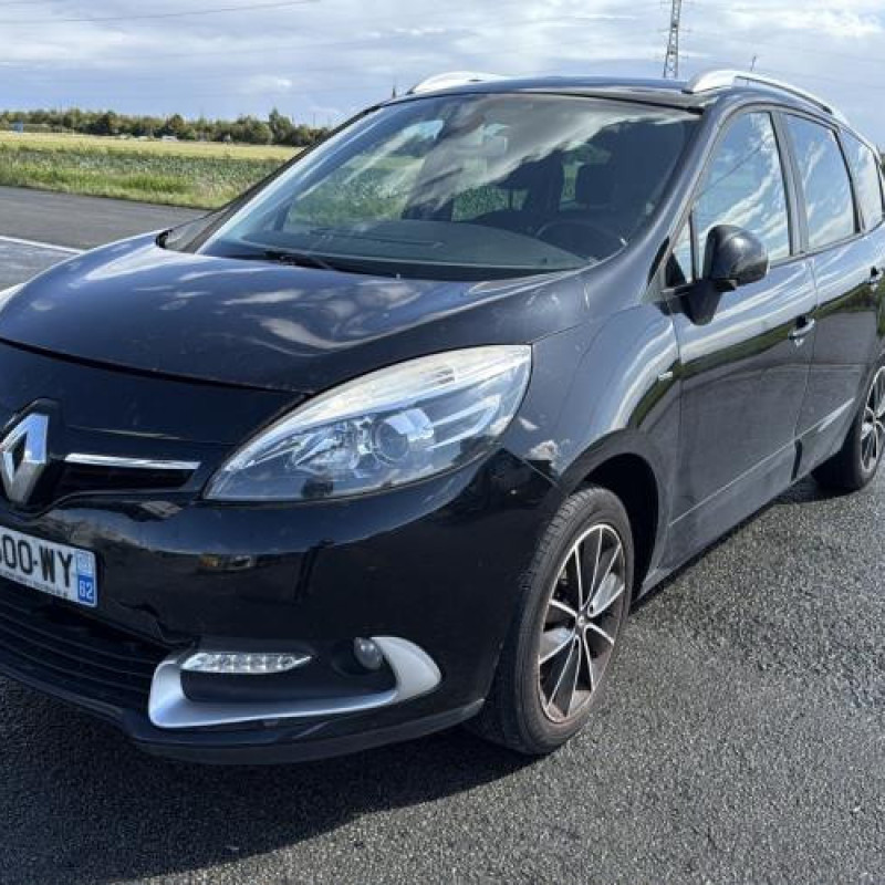 Pare boue avant gauche RENAULT GRAND SCENIC 3 Photo n°4