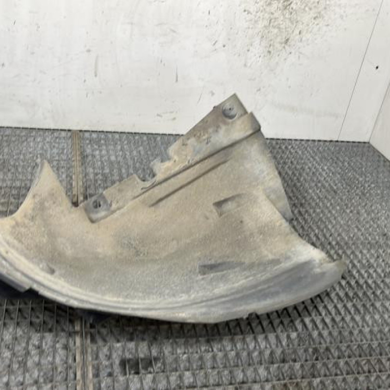 Pare boue avant gauche RENAULT CAPTUR 1 Photo n°1