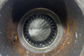 Pivot de moyeu avant gauche PEUGEOT 308 2