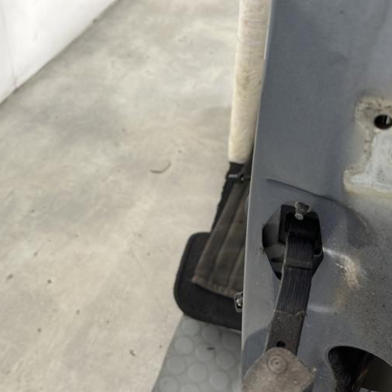 Porte avant gauche CITROEN C4 1 Photo n°2