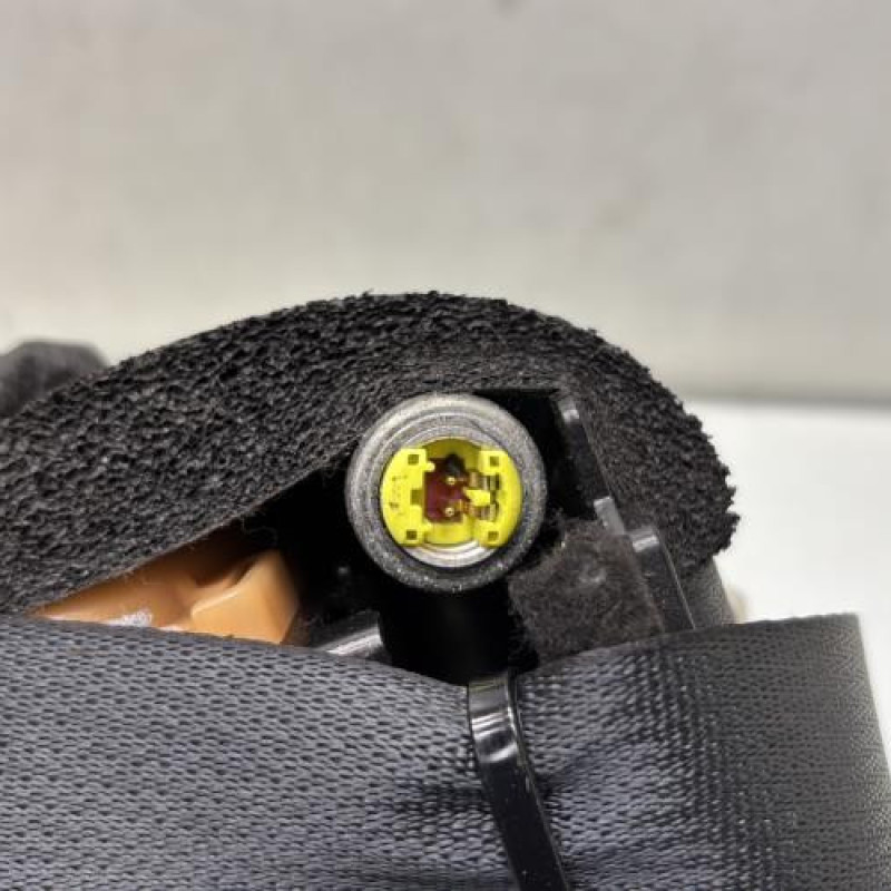 Pretensionneur de ceinture avant droit SUZUKI BALENO 2 Photo n°5