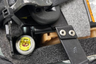 Pretensionneur de ceinture arriere gauche SUZUKI BALENO 2