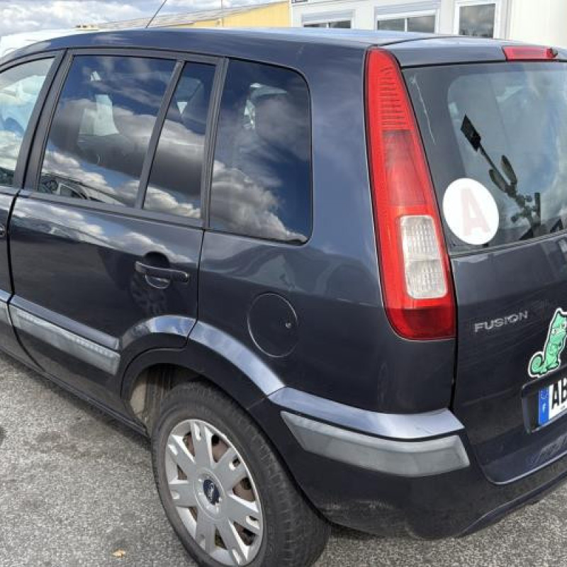 Aile avant gauche FORD FUSION Photo n°8