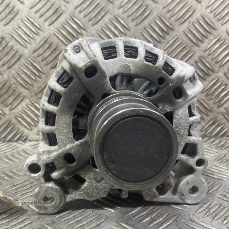 Alternateur SEAT IBIZA 4 Photo n°3