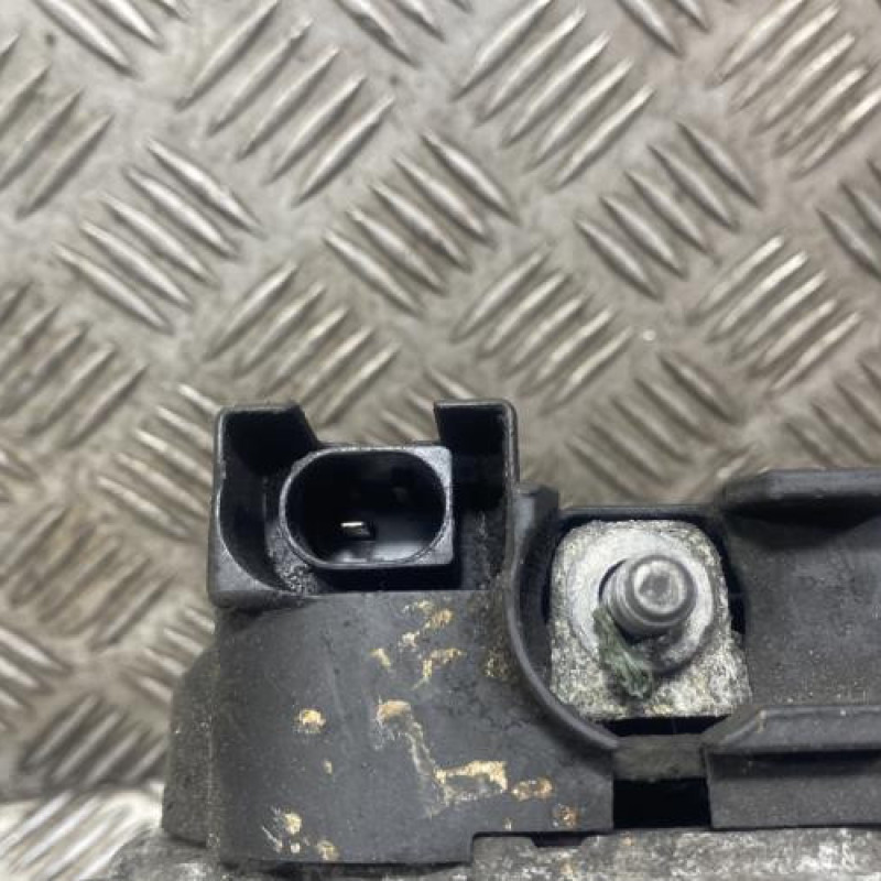 Alternateur BMW SERIE 1 E87 Photo n°3