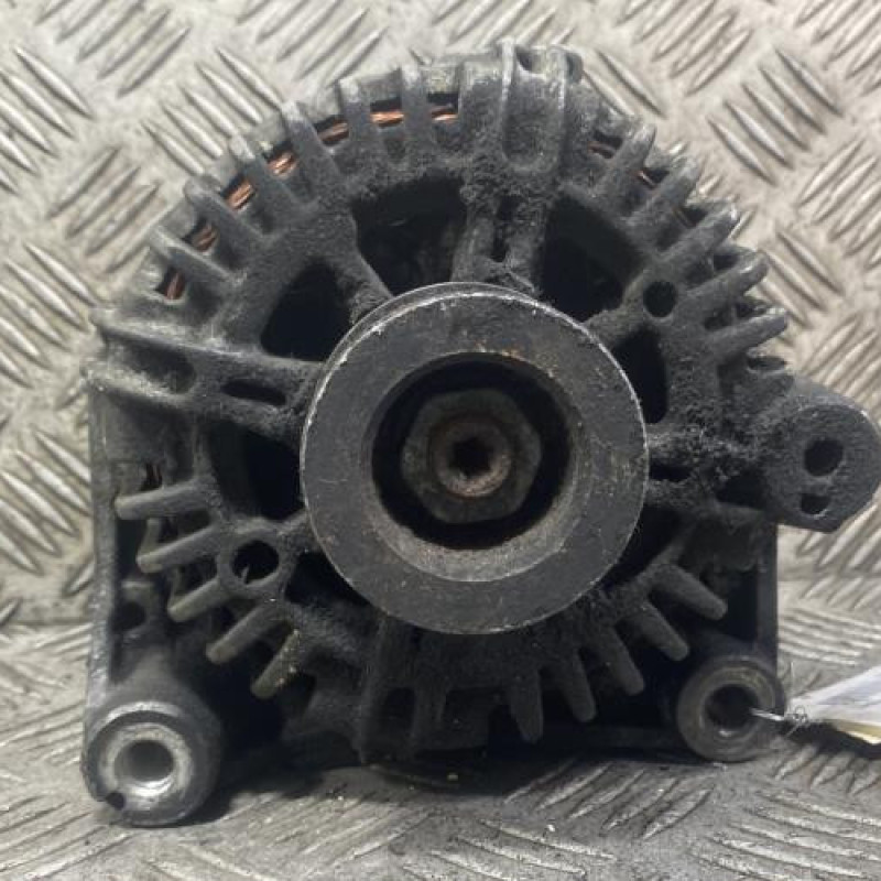 Alternateur BMW SERIE 1 E87 Photo n°4