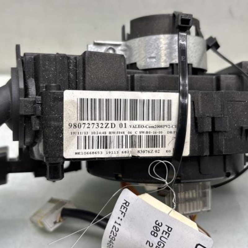 Com (Bloc Contacteur Tournant+Commodo Essuie Glace+Commodo Phare) PEUGEOT 308 2 Photo n°4