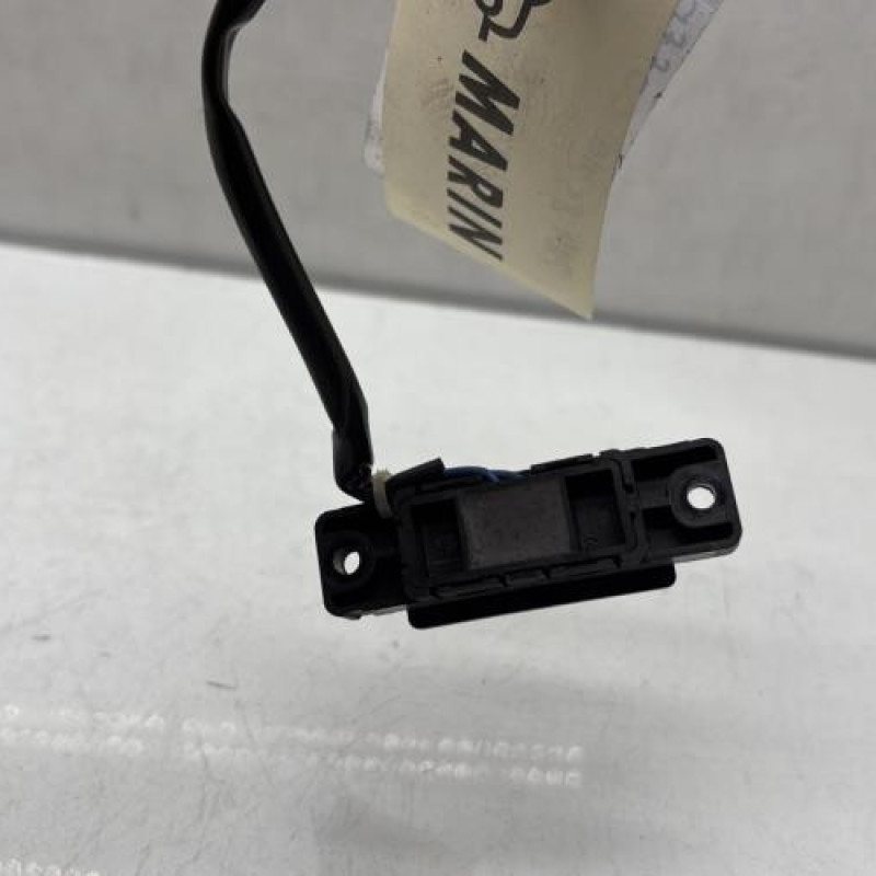 Bouton de coffre OPEL AGILA B Photo n°1