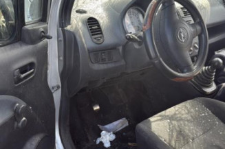 Bouton de coffre OPEL AGILA B