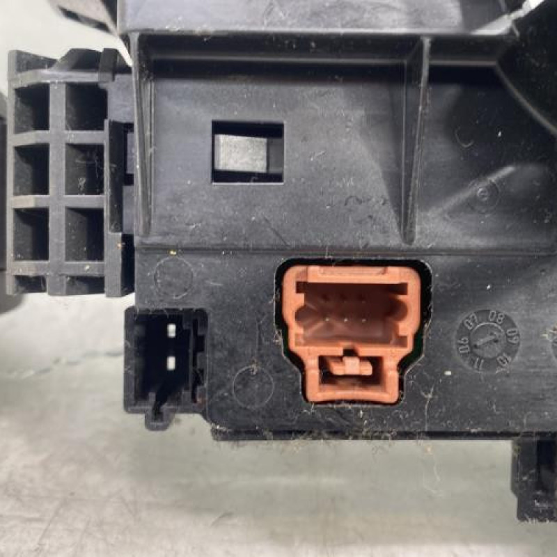 Com (Bloc Contacteur Tournant+Commodo Essuie Glace+Commodo Phare) PEUGEOT 308 1 Photo n°6