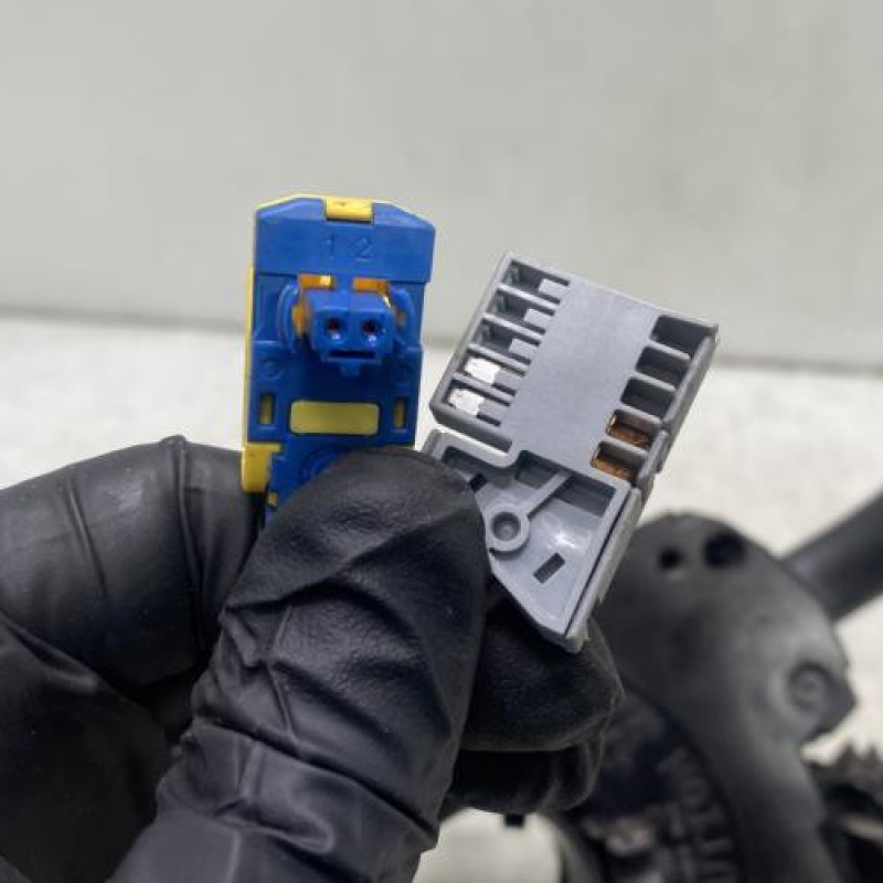 Com (Bloc Contacteur Tournant+Commodo Essuie Glace+Commodo Phare) PEUGEOT 308 1 Photo n°8