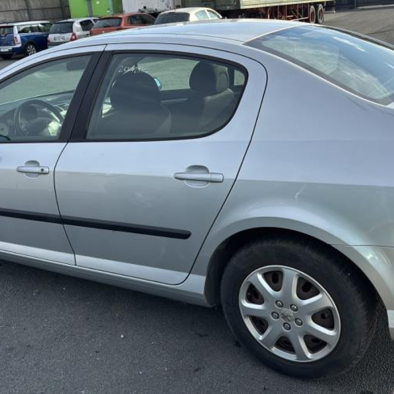 Renfort pare choc arriere (traverse) PEUGEOT 407 Photo n°9