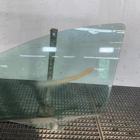 Vitre avant gauche PEUGEOT 207 Photo n°1