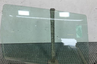 Vitre arriere droit PEUGEOT 307 Photo n°1