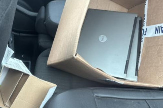 Vitre arriere droit PEUGEOT 307