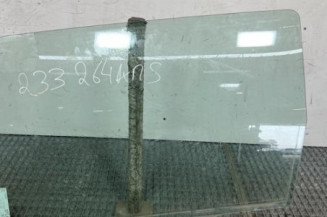 Vitre arriere gauche PEUGEOT 307 Photo n°1