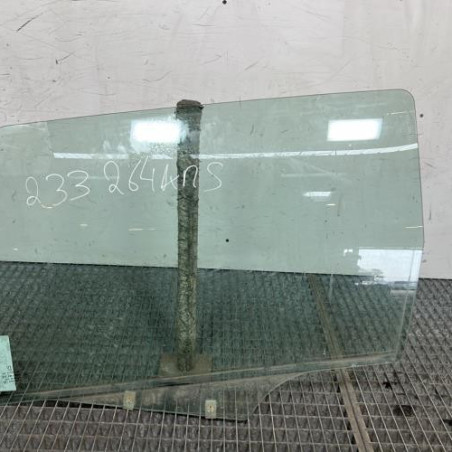 Vitre arriere gauche PEUGEOT 307 Photo n°1