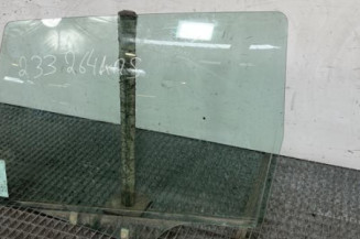 Vitre arriere gauche PEUGEOT 307