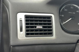 Charniere de capot PEUGEOT 307