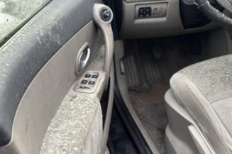 Bras essuie glace avant gauche RENAULT CLIO 3