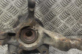 Pivot de moyeu avant gauche RENAULT CLIO 3