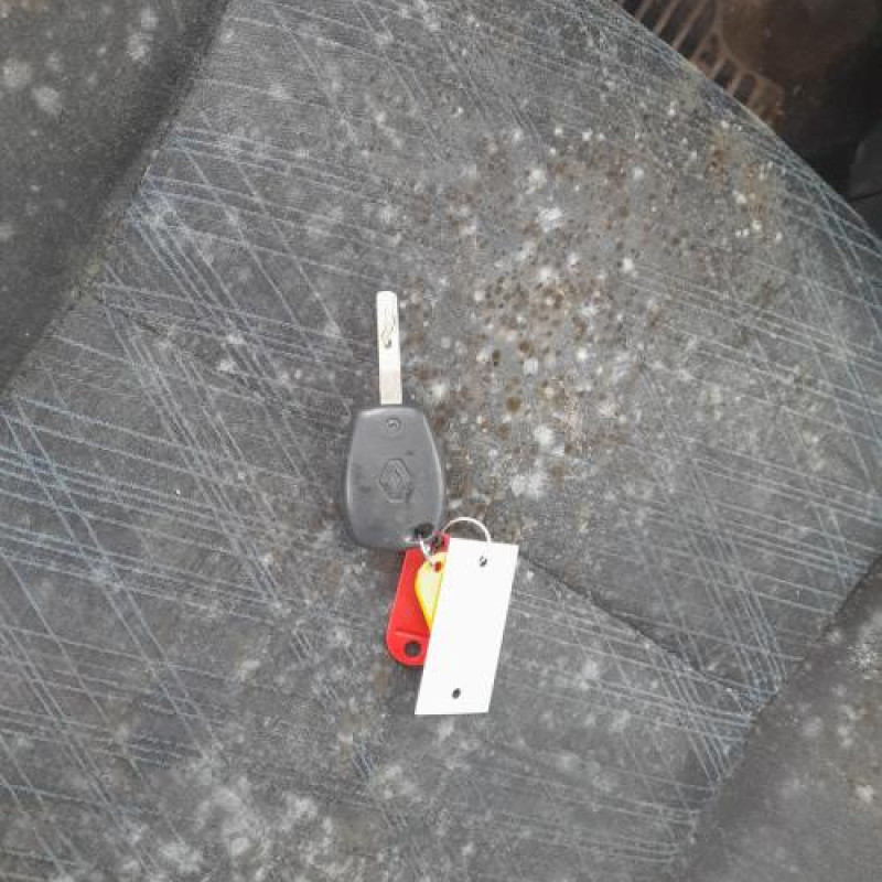 Pivot de moyeu avant gauche RENAULT CLIO 3 Photo n°9