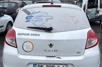 Pivot de moyeu avant gauche RENAULT CLIO 3