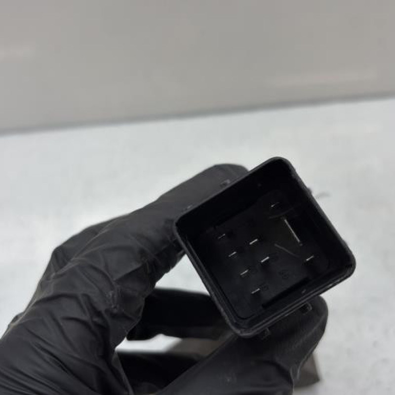 Boitier de prechauffage RENAULT MEGANE 4 Photo n°3