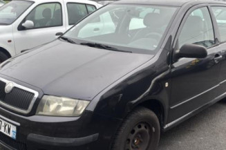 Optique avant principal gauche (feux)(phare) SKODA FABIA 1