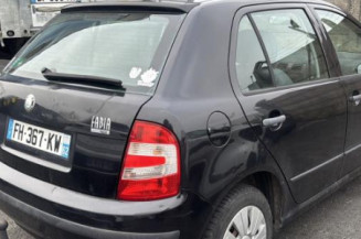 Optique avant principal gauche (feux)(phare) SKODA FABIA 1