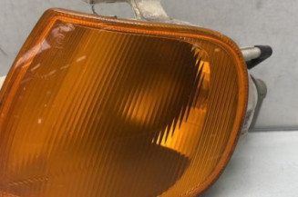 Optique avant secondaire gauche (feux)(clignotant) VOLKSWAGEN POLO 3 Photo n°1