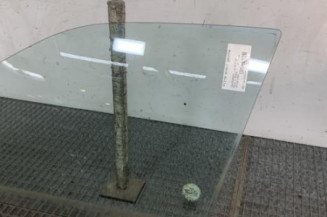 Vitre avant gauche VOLKSWAGEN POLO 3