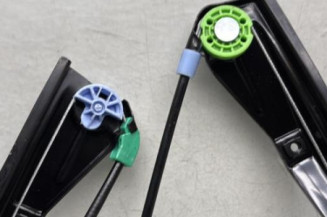 Leve vitre electrique avant droit VOLKSWAGEN POLO 3