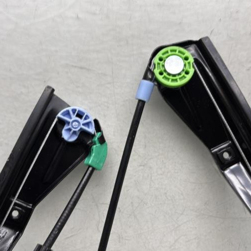 Leve vitre electrique avant droit VOLKSWAGEN POLO 3 Photo n°5