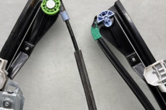 Leve vitre electrique avant gauche VOLKSWAGEN POLO 3