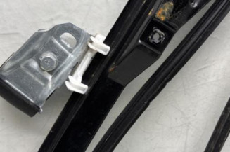 Leve vitre electrique avant gauche VOLKSWAGEN POLO 3