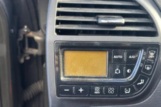 Anti brouillard arriere gauche CITROEN C4 GRAND PICASSO 1