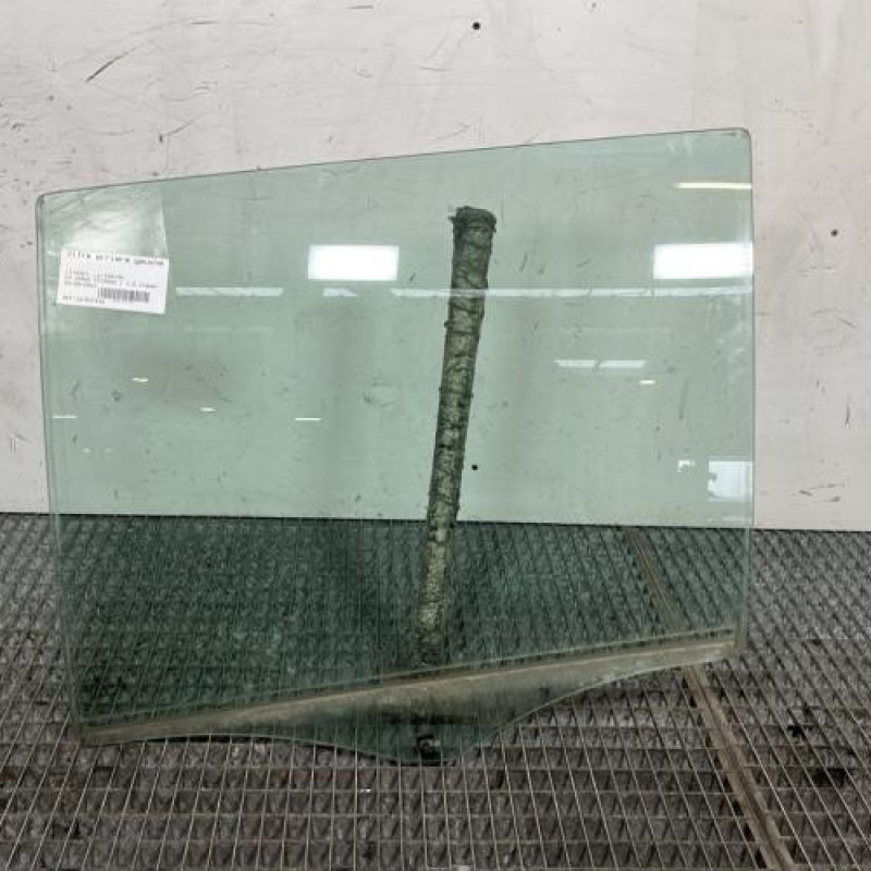 Vitre arriere gauche CITROEN C4 GRAND PICASSO 1 Photo n°1